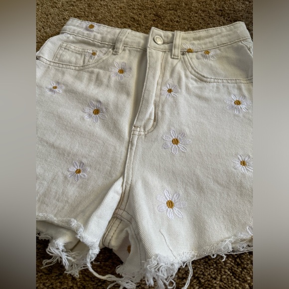Angel Kim high waisted jean shorts; perfect condition - Picture 3 of 7
